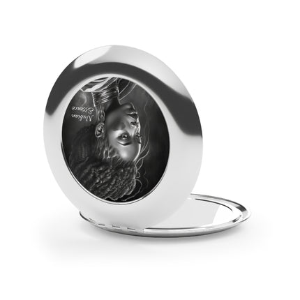 Nubian Essence - compact mirror