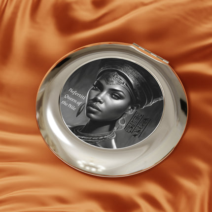 Nefertiti Queen of the Nile - compact mirror